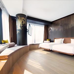 Twin Suite Sea View